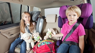 Ein guter Kindersitz muss auch zum Auto passen