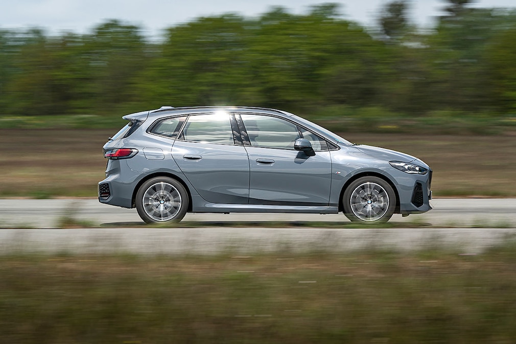 BMW 223i xDrive Active Tourer