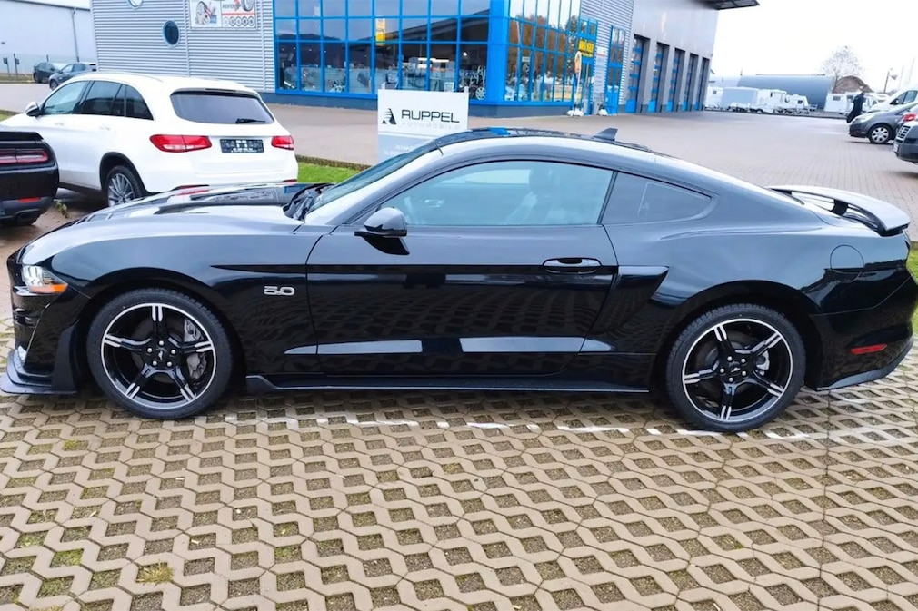 Ford Mustang 5.0 GT California Special