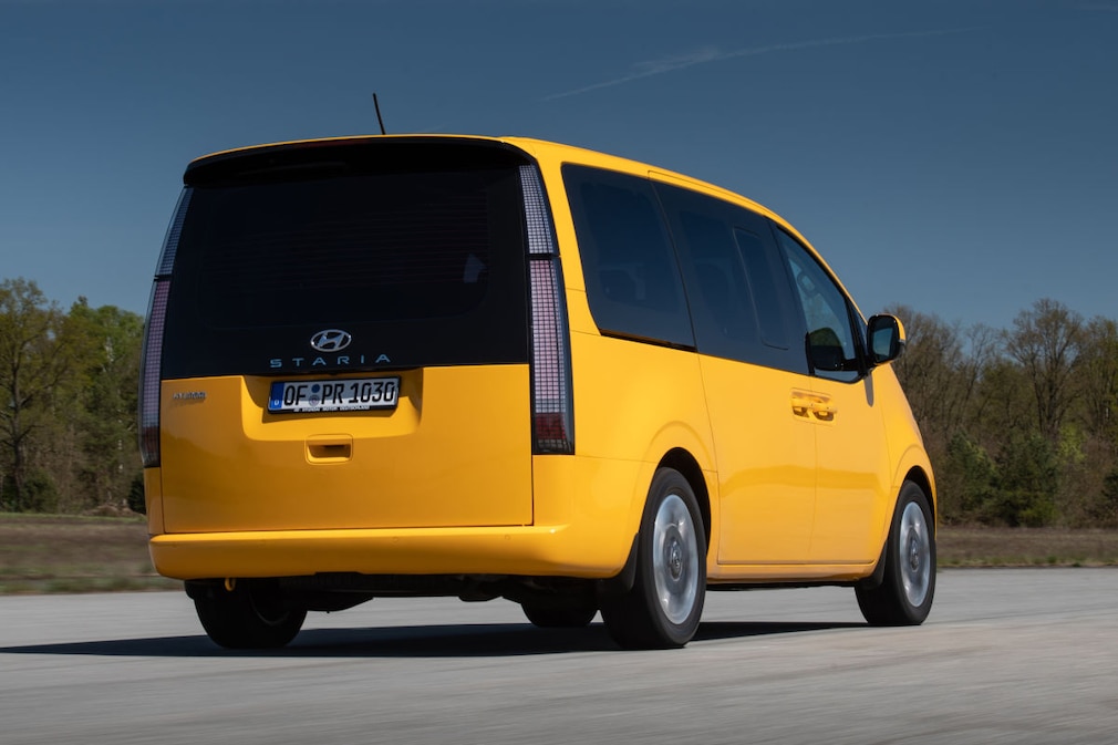 Hyundai Staria 2.2 CRDi