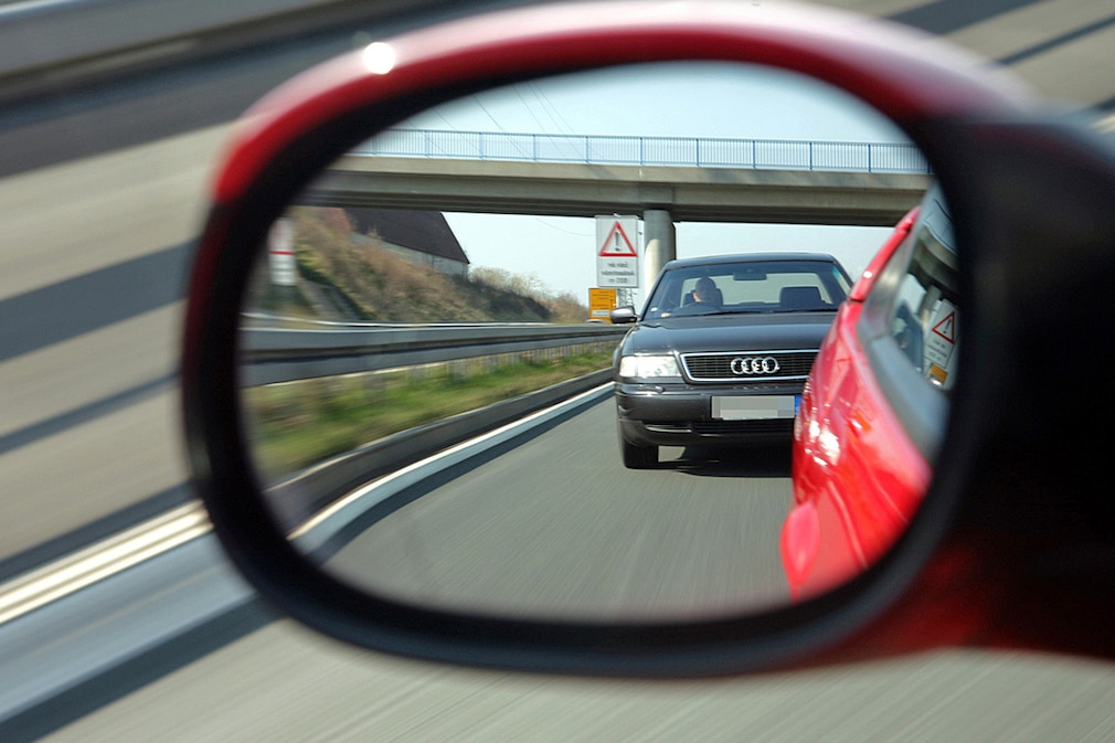 Die richtige Spiegeleinstellung/Verkehrsbeobachtung - Erste