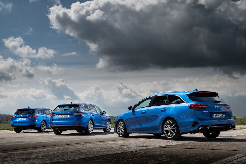 Skoda Octavia, Ford Focus, Kia Ceed: kompakte Kombis im Test - AUTO BILD