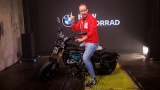 BMW CE 02