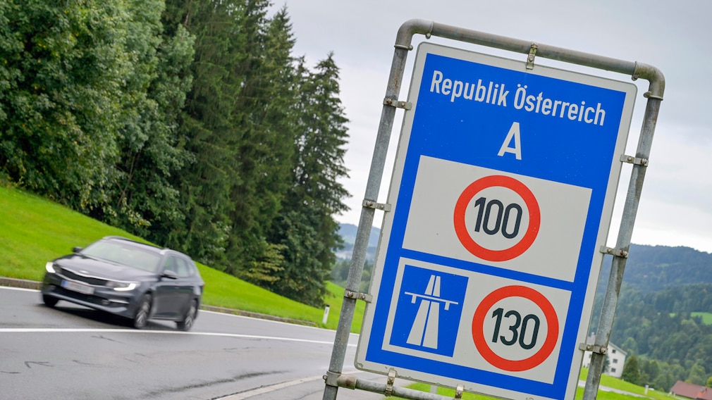 Geschwindigkeitsbegrenzung an der Grenze Vorarlberg, Österreich