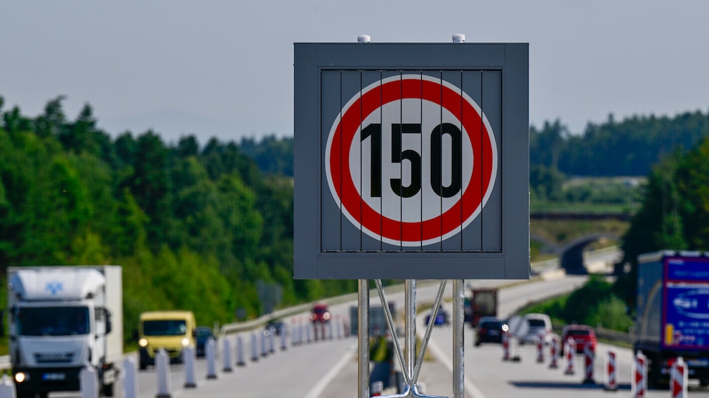 16. September 2025: Versuch Tschechien tschechische Republik Tempolimit 150 km/h auf der Autobahn D3 Prag-Linz zwischen Tabor und Budweis