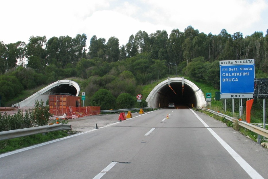 Tunnel Segesta Italien