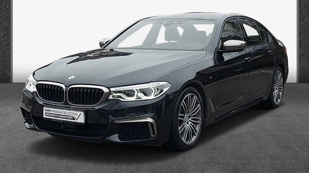 BMW M550i