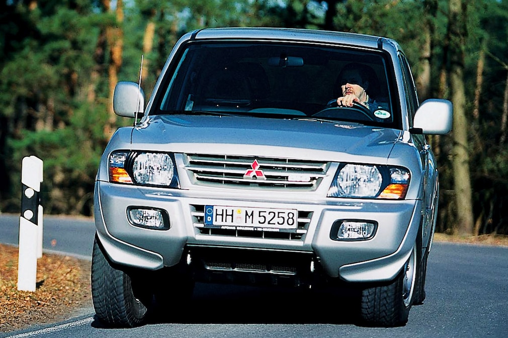 Mitsubishi Pajero III