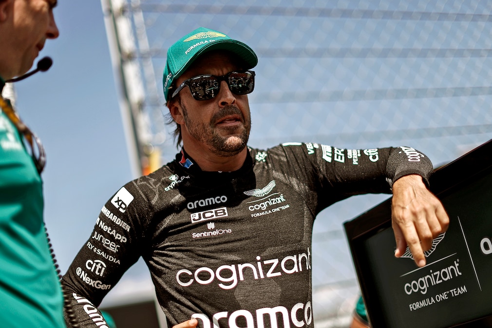 Formel 1 Alonso schießt gegen Pirelli AUTO BILD