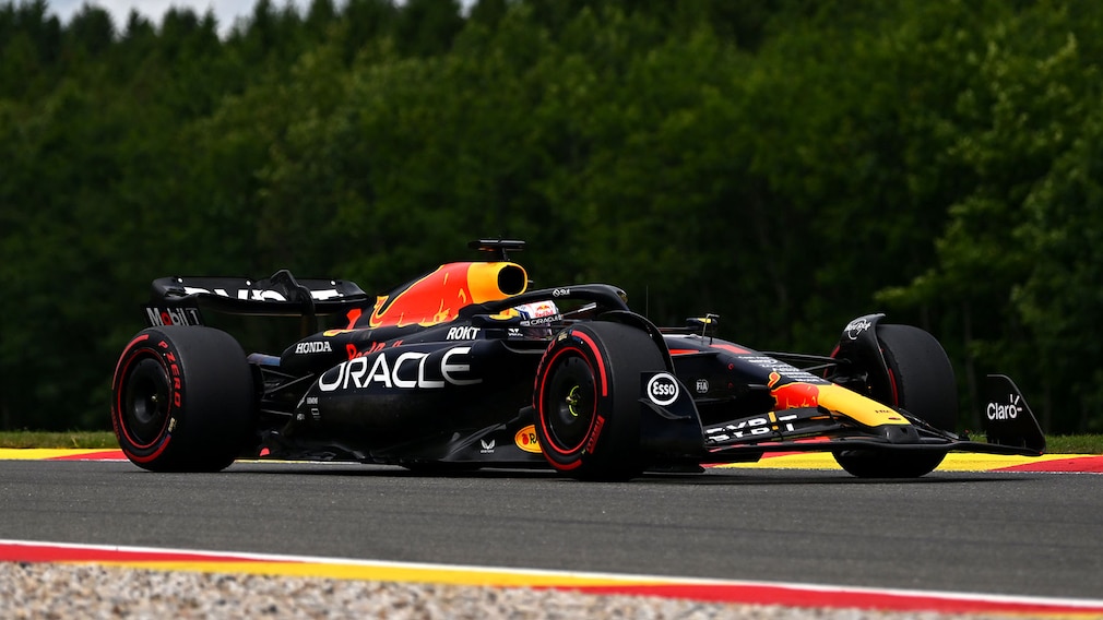 Formel 1 VerstappenZoff mit Renningenieur AUTO BILD