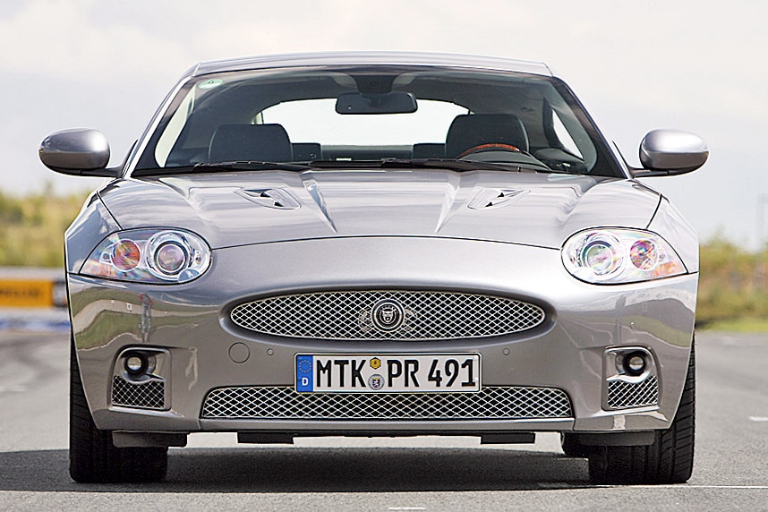 Jaguar XKR