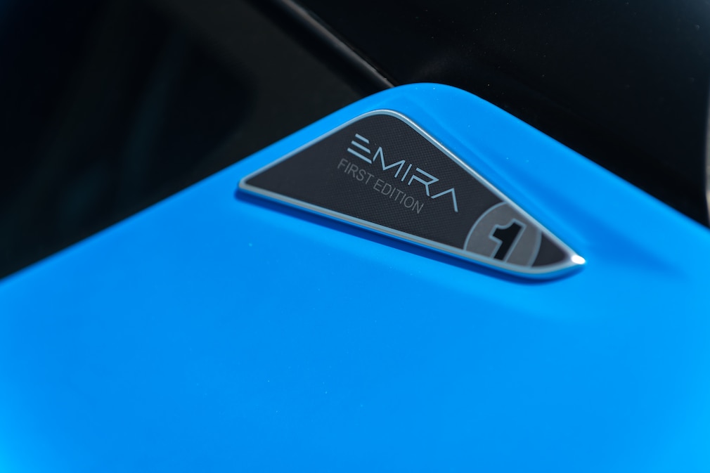 Lotus Emira 2.0