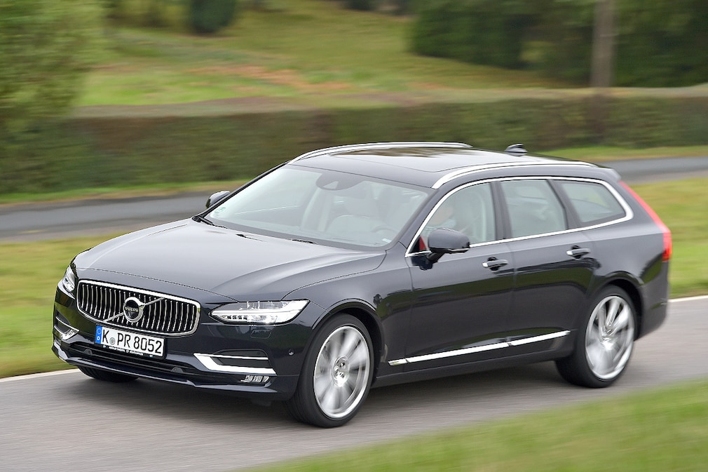 Volvo V90 D4