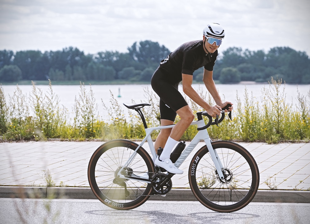 Im Test: das neue Canyon Endurace CFR Di2