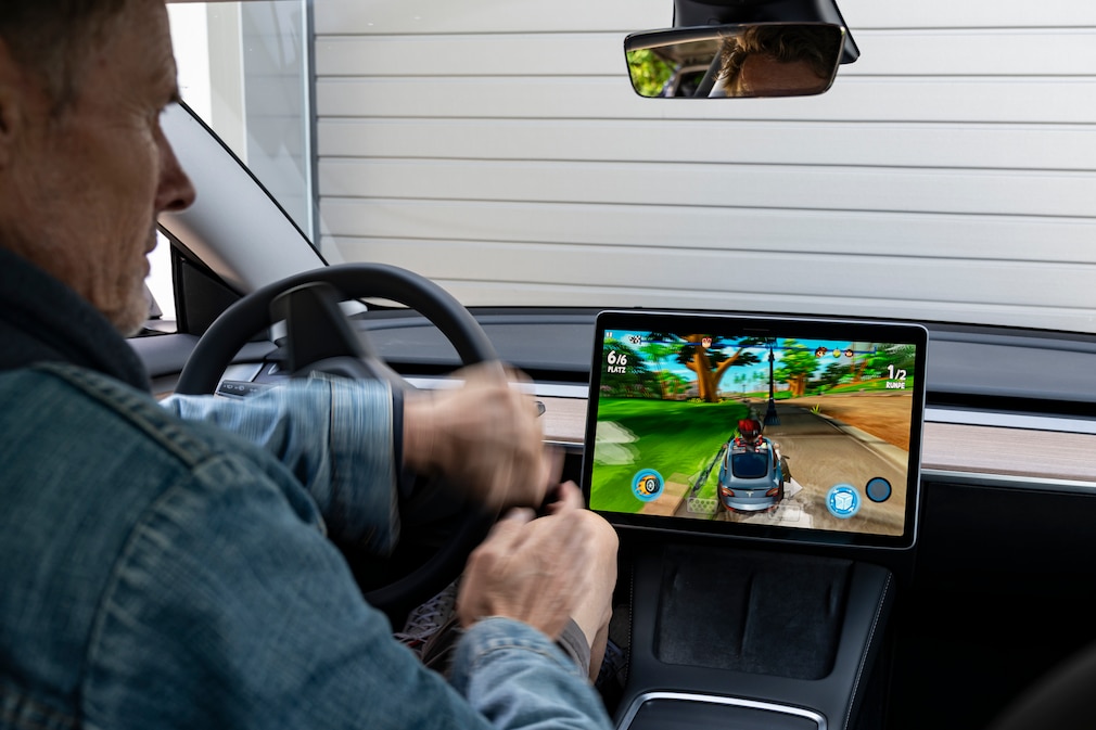 Tesla Model 3 Performance