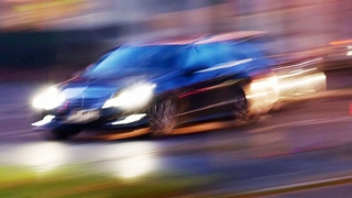 Raser Symbolbild