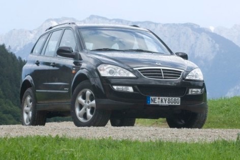SsangYong hat den Kyron dezent überarbeitet.