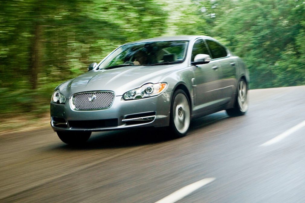 Jaguar XF