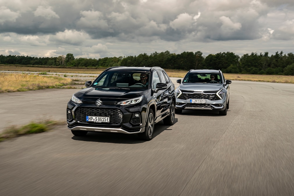 Kia Sportage 1.6 T-GDI PHEV Suzuki Across 2.5 PHEV