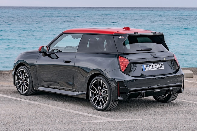 MINI Cooper SE JCW Trim