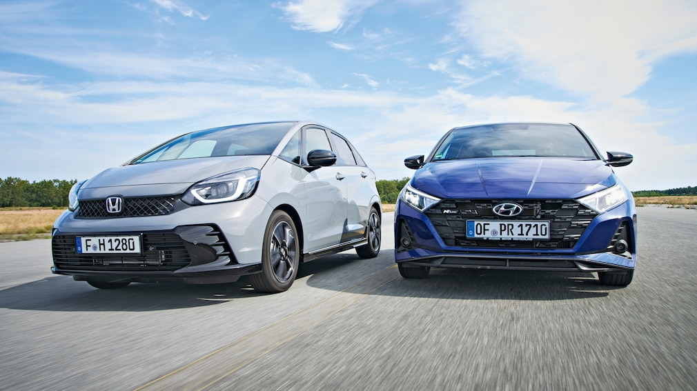 Honda Jazz e:HEV 1.5 i-MMD Hybrid  Hyundai i20 1.0 T-GDI 48V-Hybrid