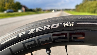 Pirelli P Zero Race TLR