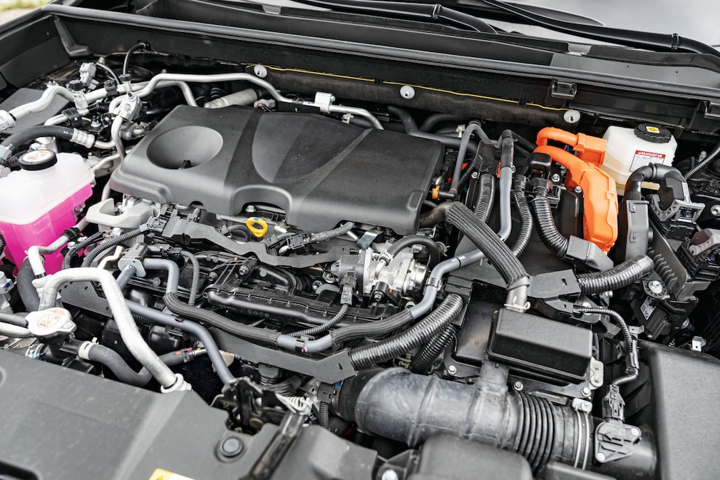 Suzuki Across 2.5 PHEV