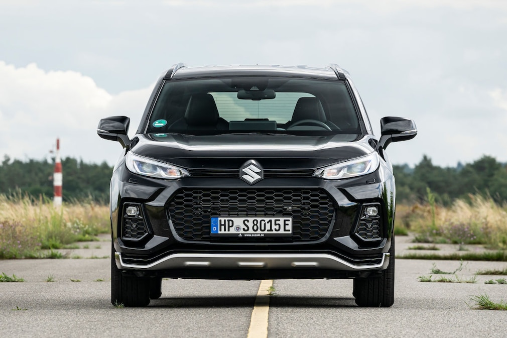 Suzuki Across 2.5 PHEV