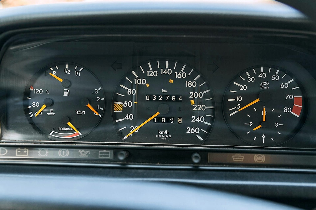 1984 Mercedes-Benz 190 E 2.3-16 'Nürburgring'