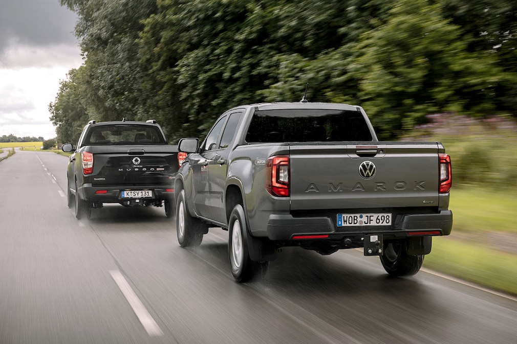 VW Amarok 2.0 TDI 4Motion SsangYong Musso Grand 2.2 e-XDi