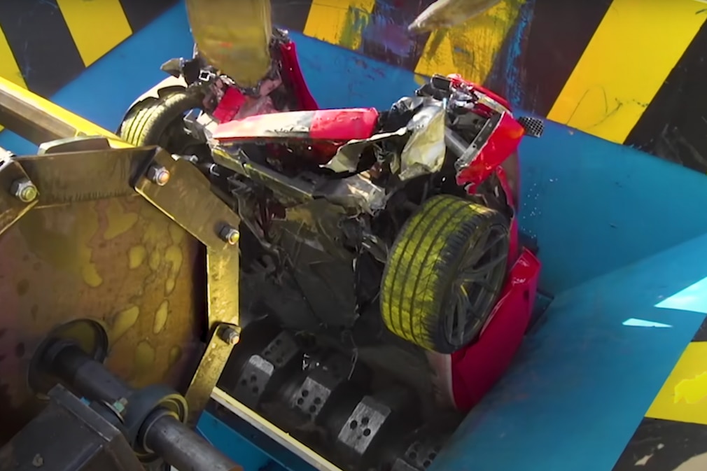 Lamborghini Gallardo von Youtuber geschreddert
