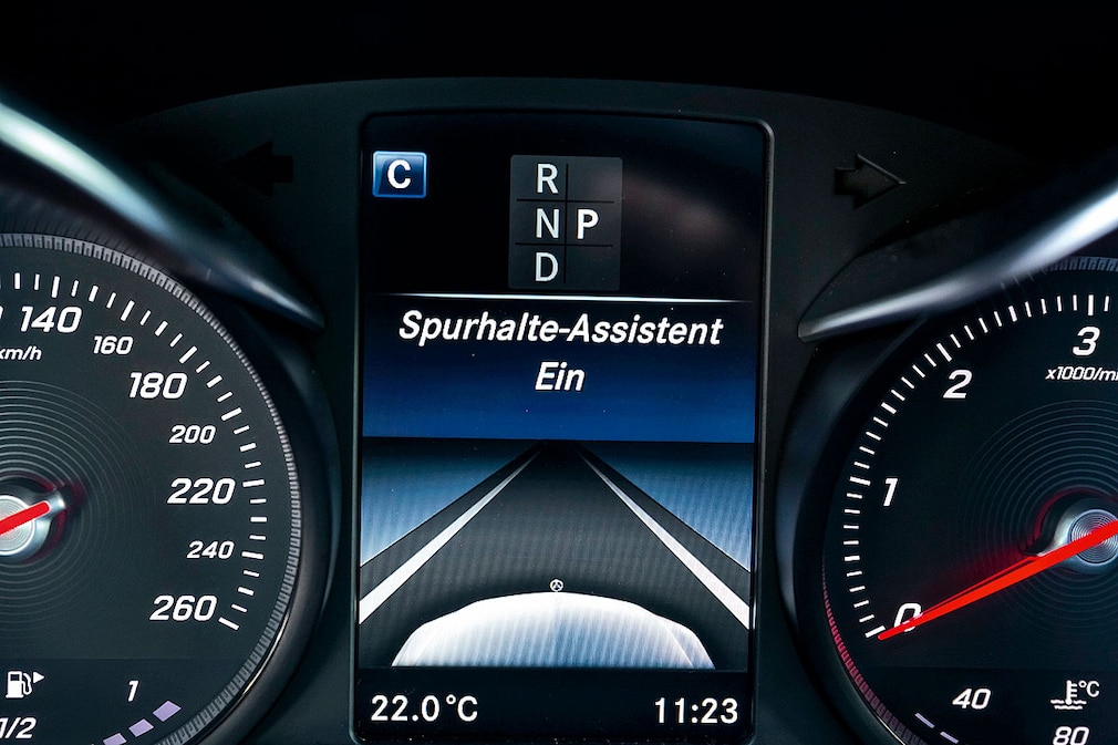 Assistenzsysteme Spurhalteassistent