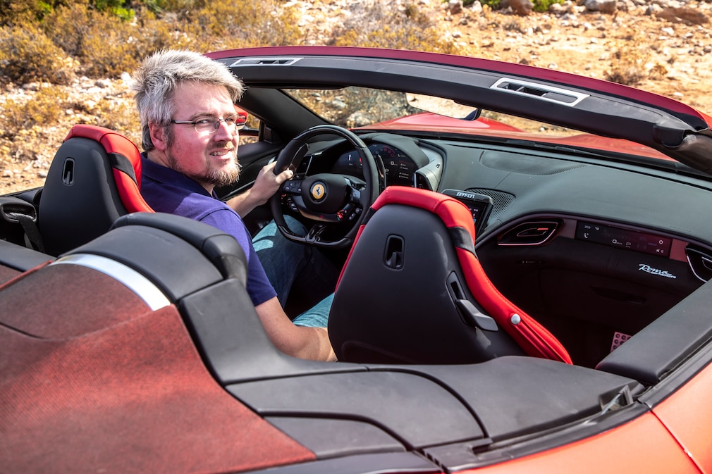 Ferrari Roma Spider