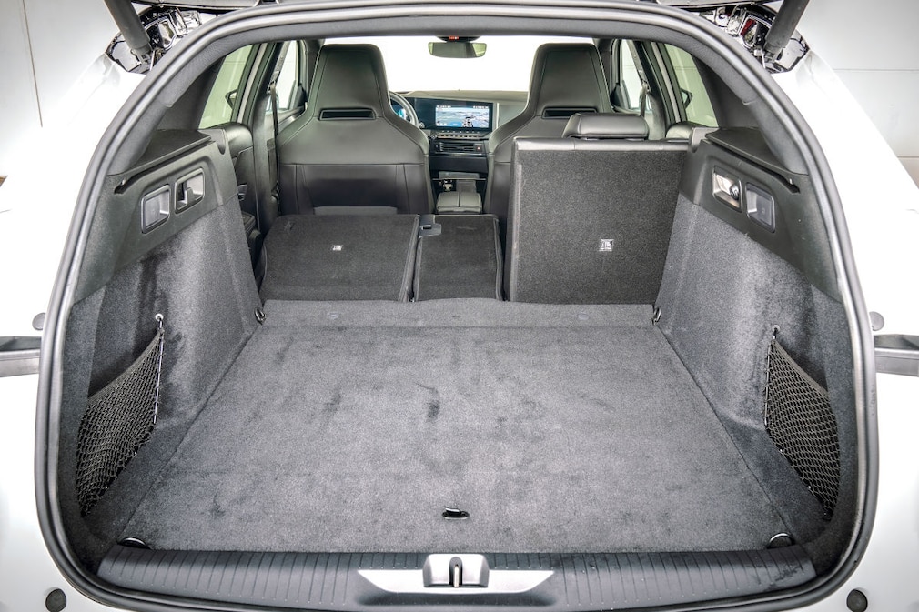 Opel Astra Sports Tourer GSe Hybrid 225