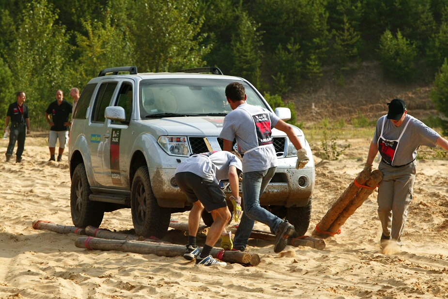 Nissan 4X4 Challenge