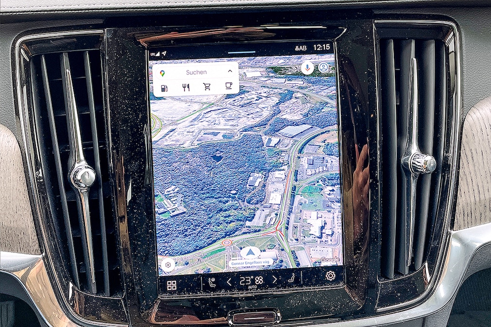 Volvo V90 Cross Country