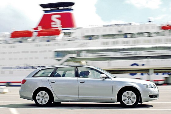 2,8-Liter-V6 im A6 macht Spaß. Der Direkteinspritzer leistet 210 PS, grollt eindrucksvoll.