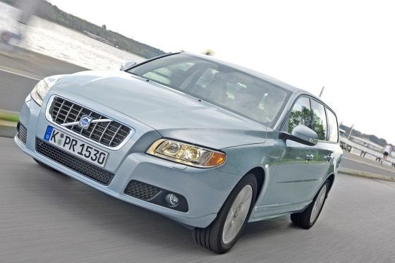 Ganz vorn liegt der Volvo mit seinen 238 PS: Der BMW fährt mit 218, der Audi mit 210 PS vor.