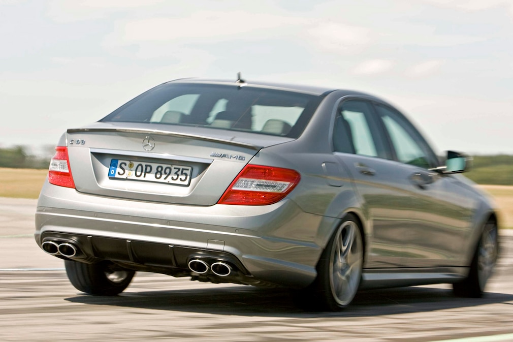Mercedes-Benz C63 AMG