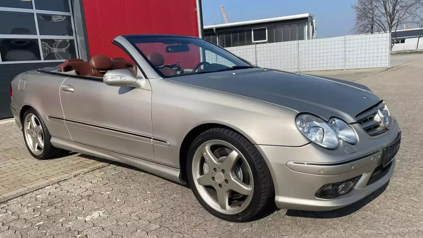 Mercedes CLK 500 Cabriolet designo by Giorgio Armani