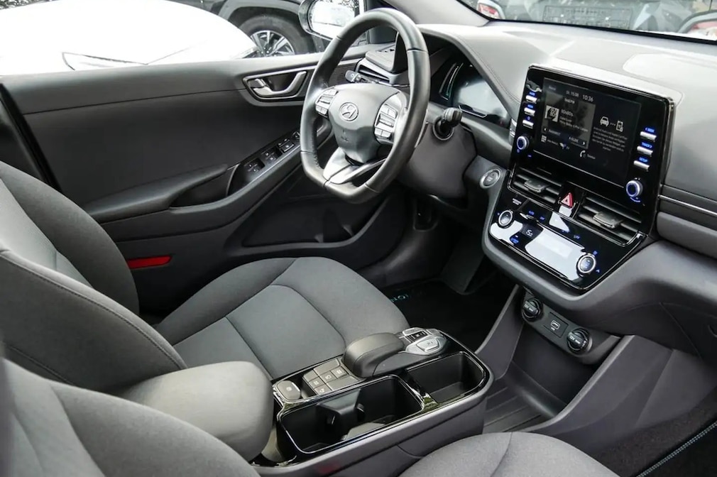 Hyundai Ioniq