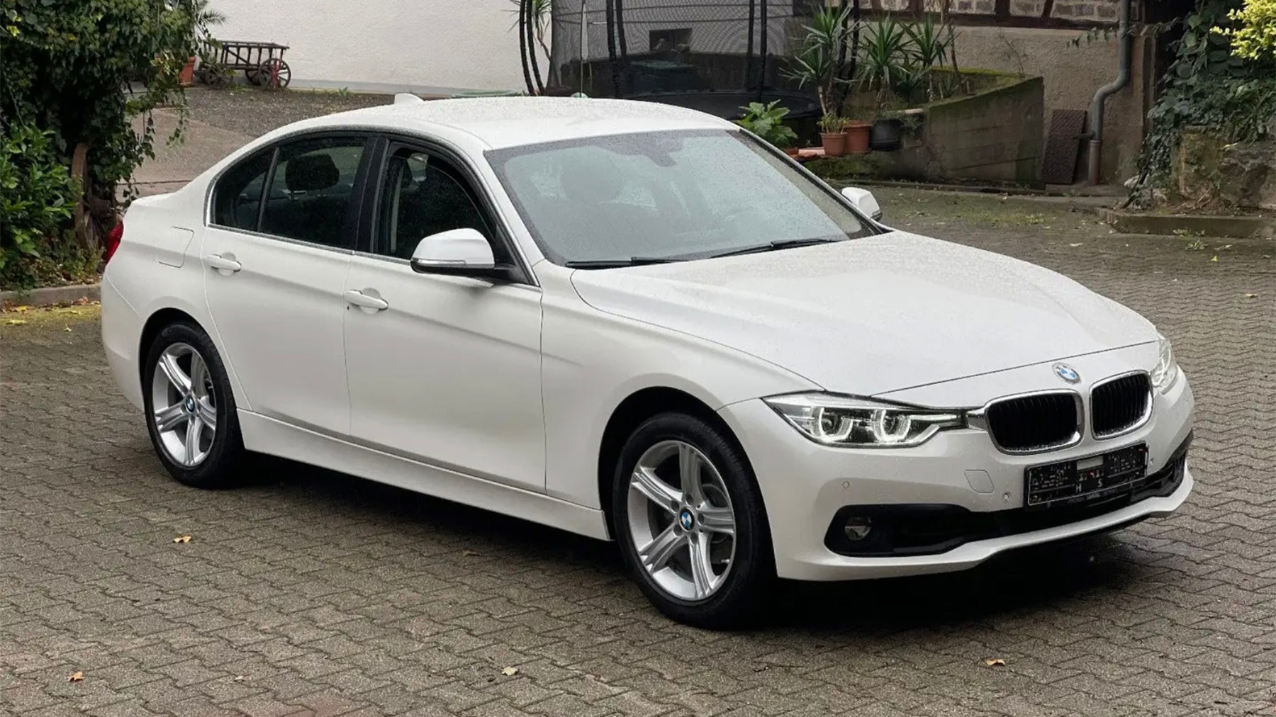 BMW 318i Advantage (F30): Gebrauchter mit wenigen Kilometern - AUTO BILD
