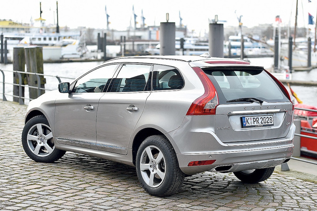 Volvo XC60 D4 Summum FWD