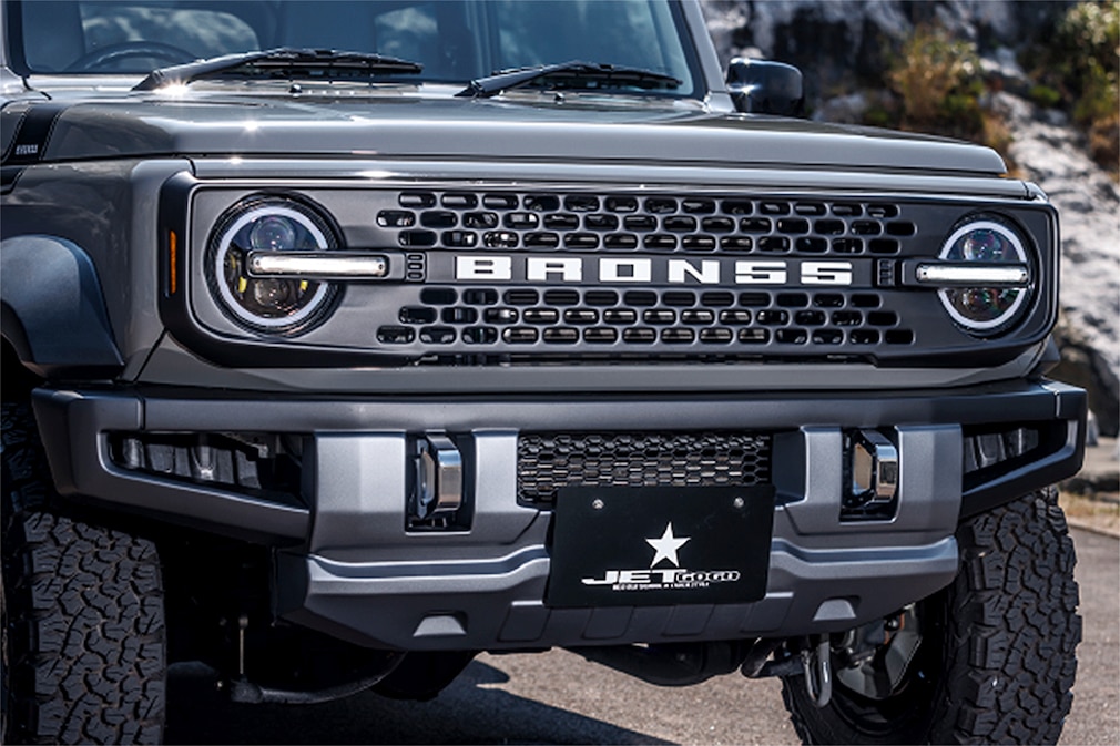 Garage Ill Suzuki Jimny Ford Bronco