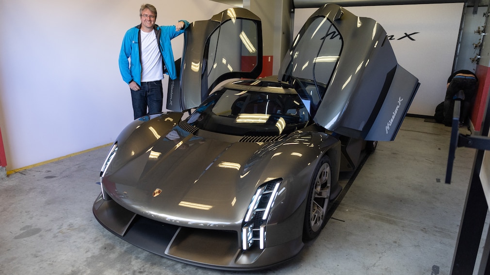 Porsche Mission X