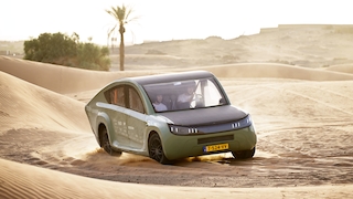 offroad solarcar Stella Terra in Moroccan Sahara