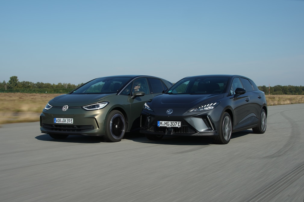 MG4 Electric (64 kWh) VW ID.3