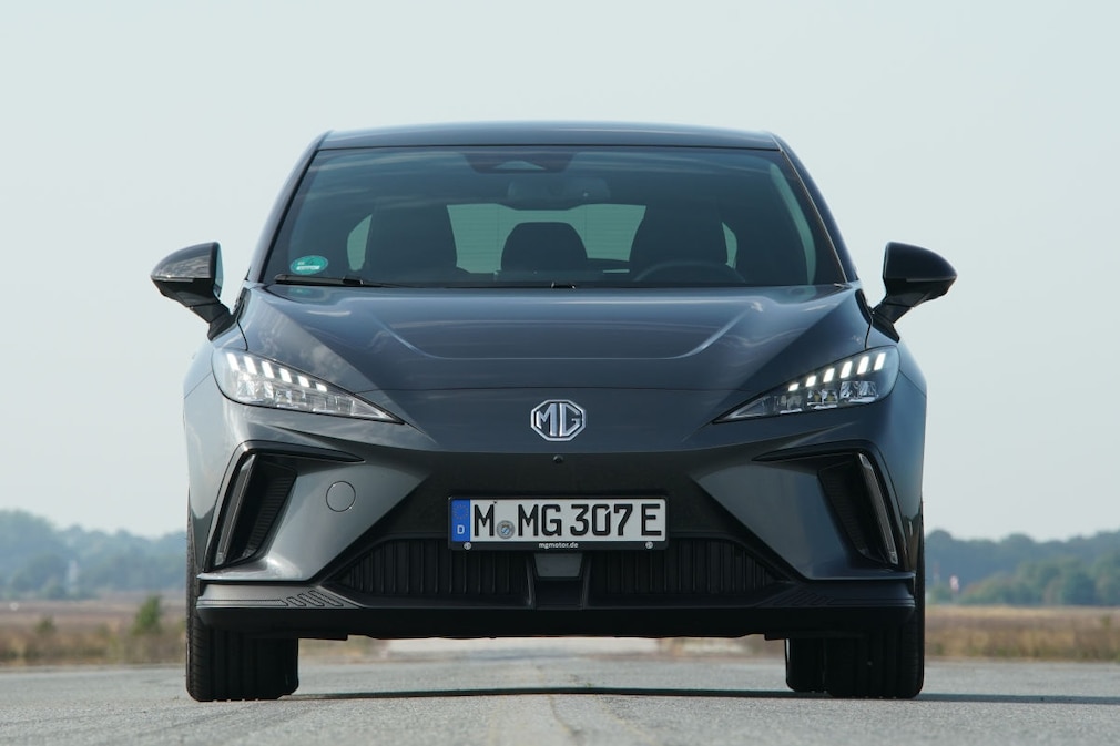 MG4 Electric (64 kWh)