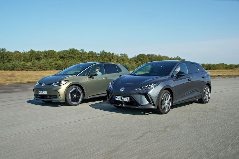 MG4 Electric (64 kWh) VW ID.3