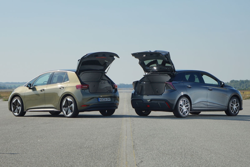 MG4 Electric (64 kWh) VW ID.3